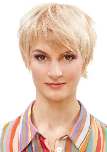 Kurzhaarfrisuren: langer Pixie-Cut