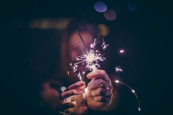 3 Dinge, die nur Mädchen kennen, die Silvester Single sind