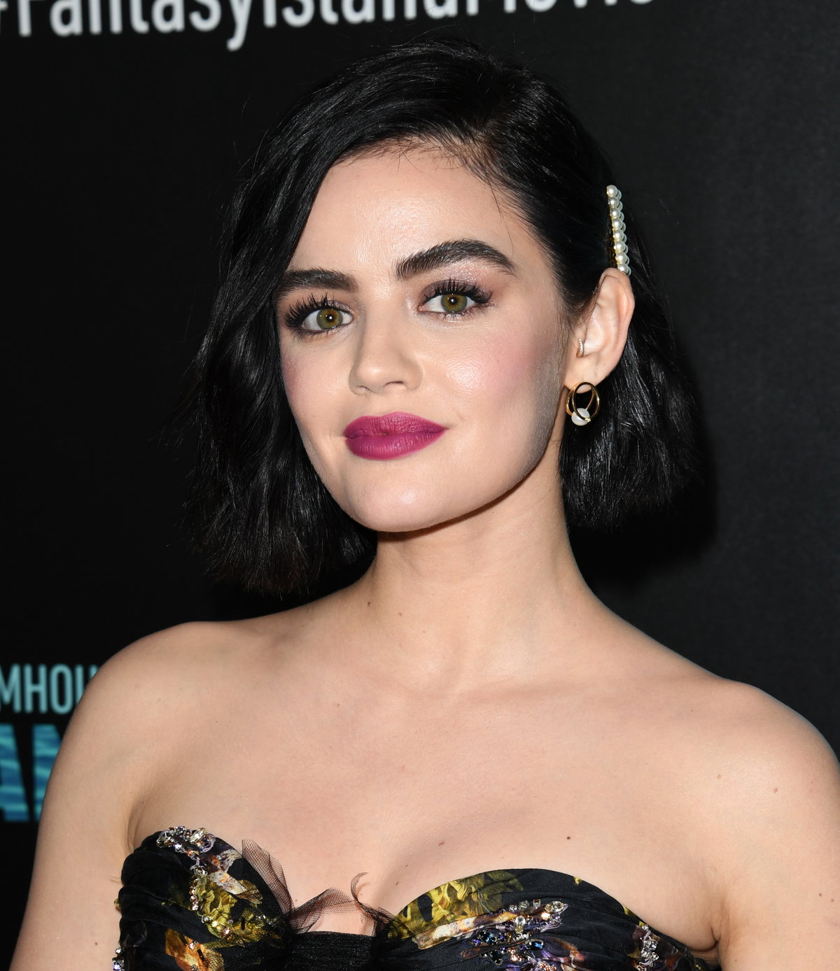 Lucy Hale 