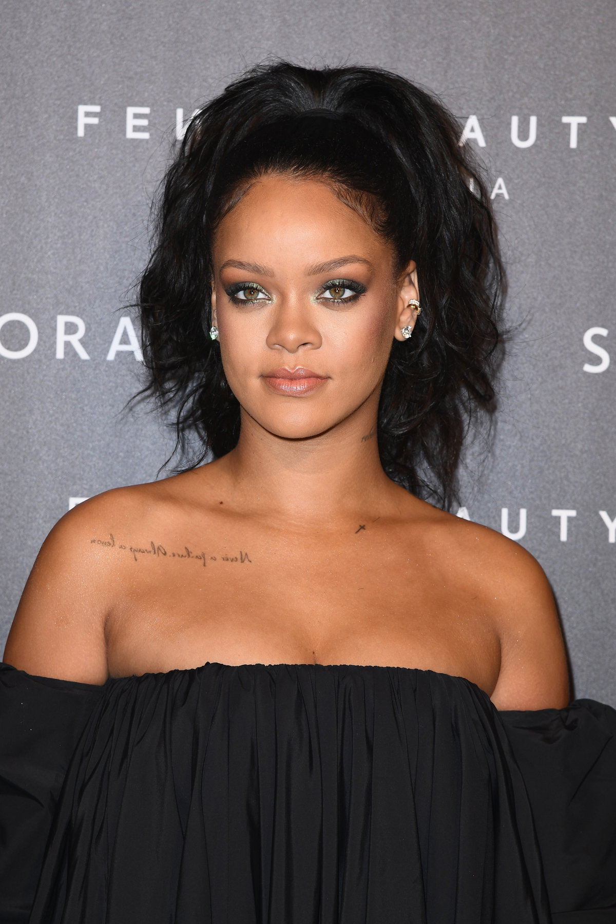 Rihanna 2017