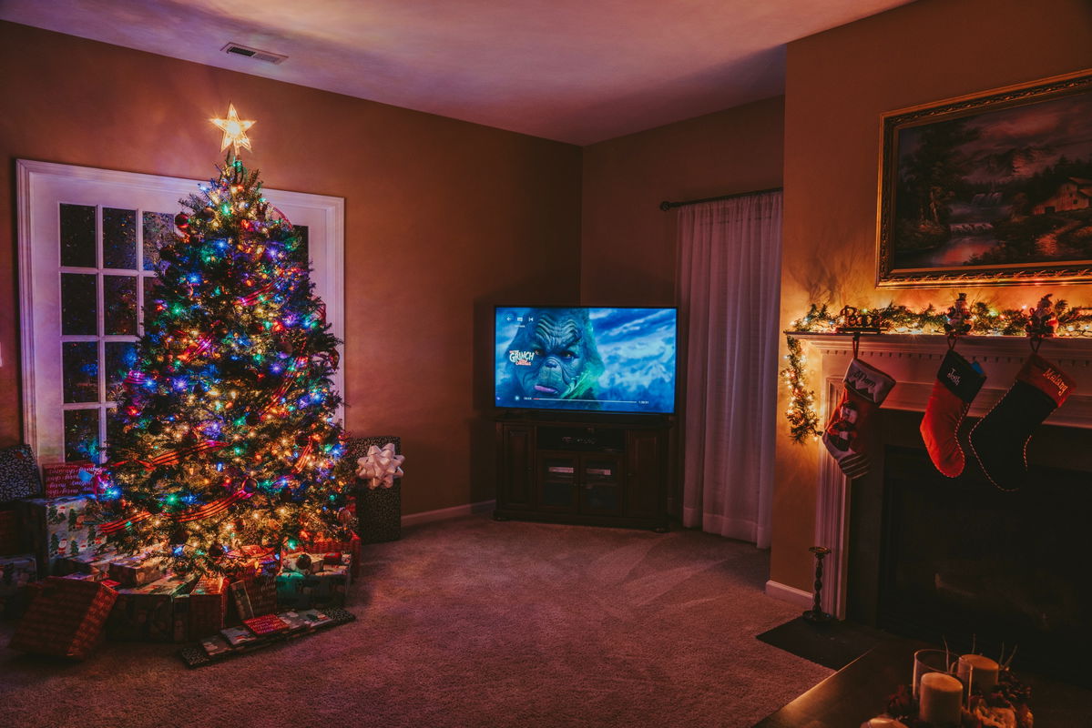 Diese Website bezahlt dich fürs Weihnachtsfilme schauen