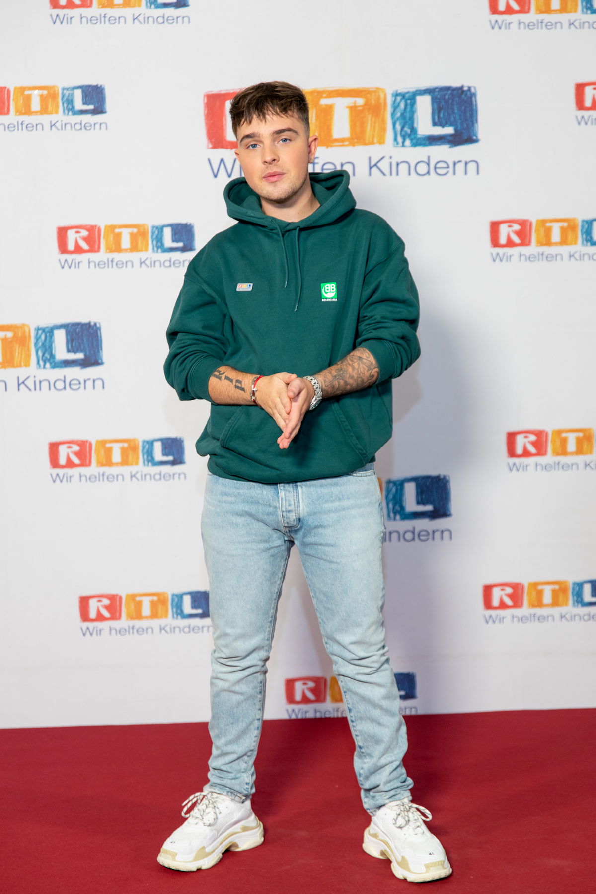 What? Ist Mike Singer jetzt mit dieser Influencerin zusammen?