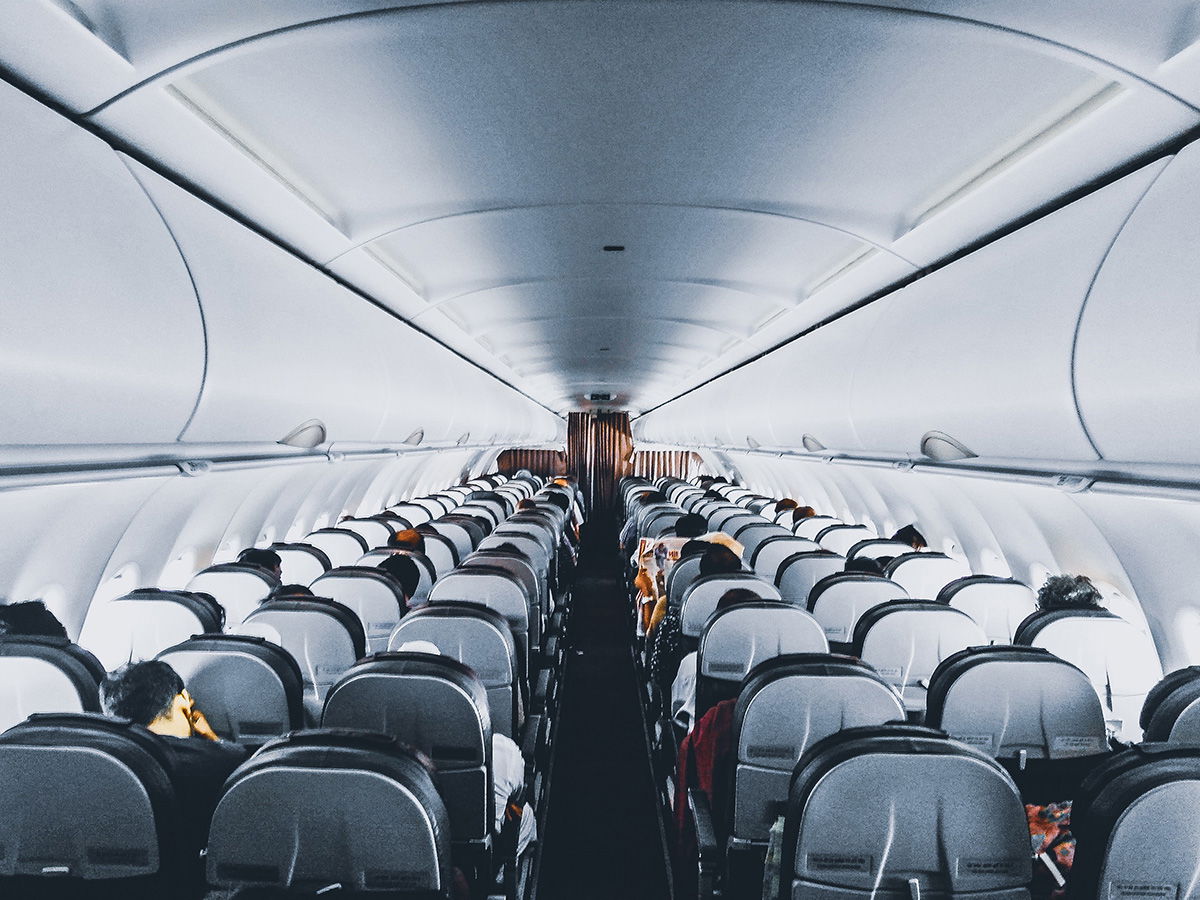 TikTok: Frau bekommt Kind im Flugzeug - sie wusste nichts davon
