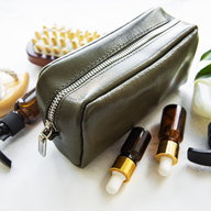 Accessoires für Reisen: So bleiben deine Beauty-Essentials organisiert