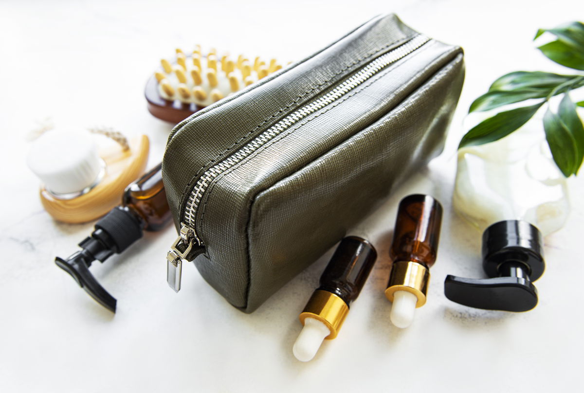Accessoires für Reisen: So bleiben deine Beauty-Essentials organisiert