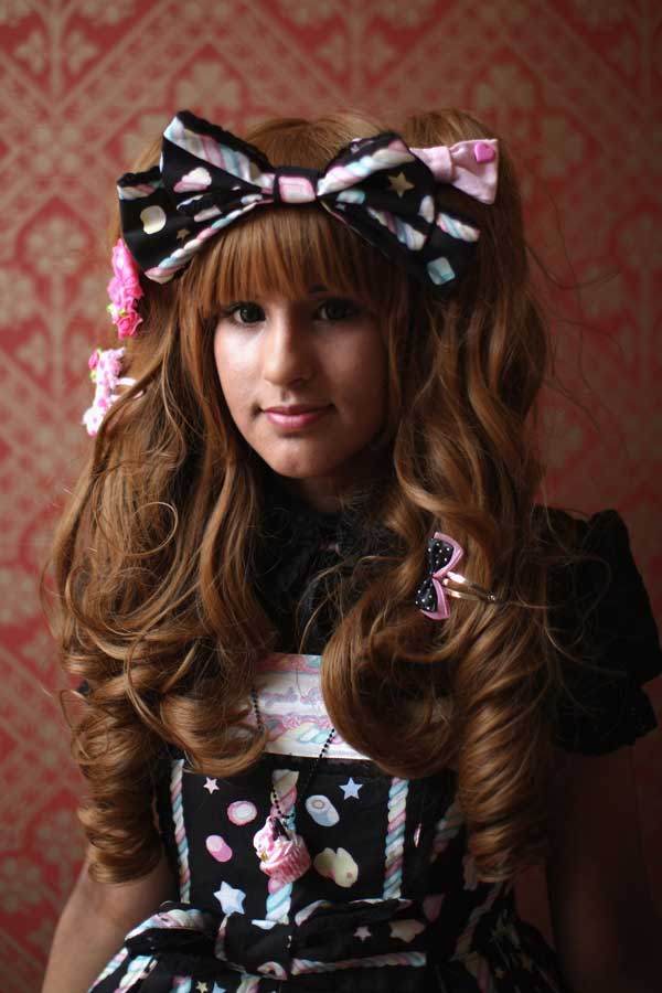 Cosplay in Angelic-Pretty- Stil