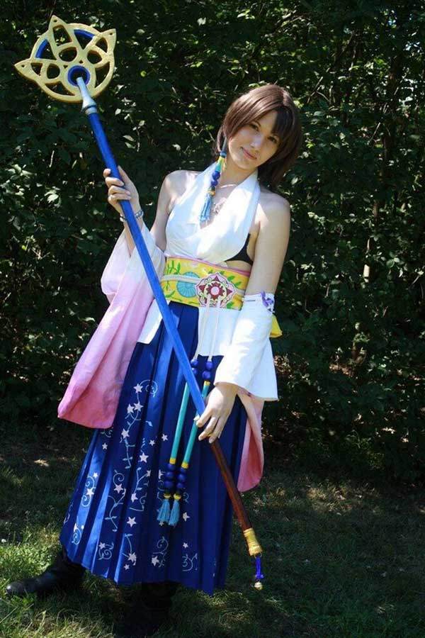 Yuna-Cosplay aus Final Fantasy X