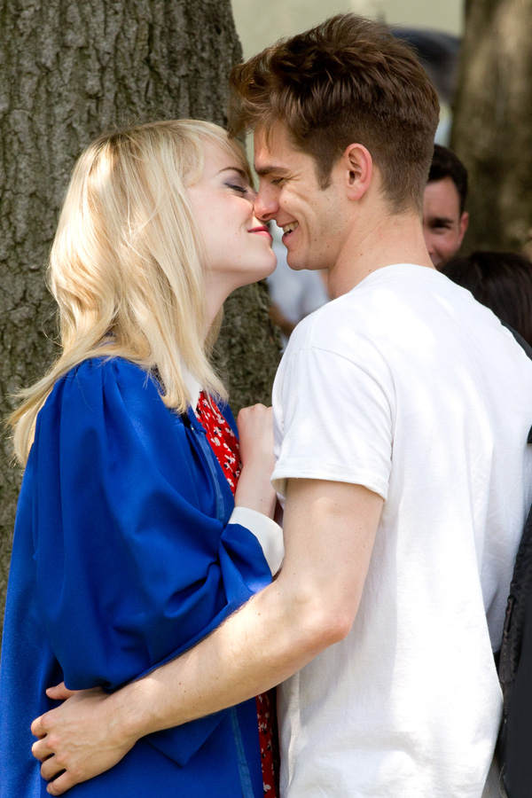 Emma Stone & Andrew Garfield küssen sich