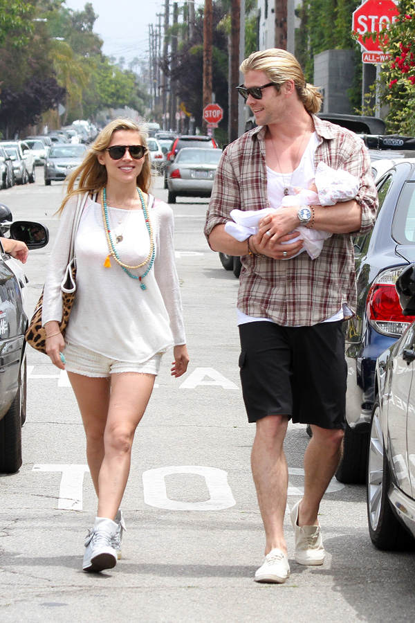 Chris Hemsworth mit Zopf