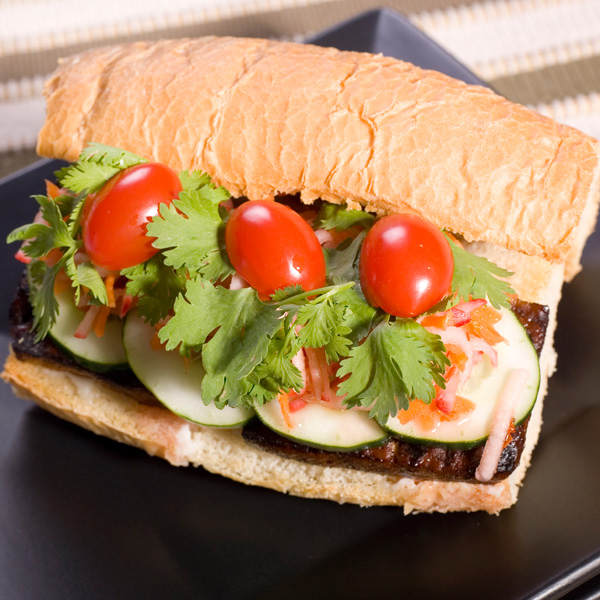 Sandwich mit Räuchertofu