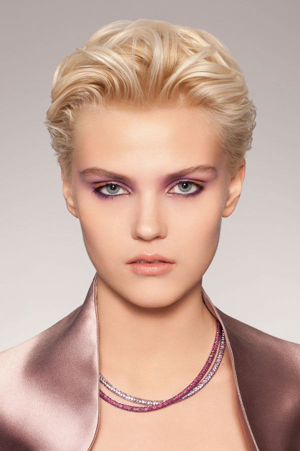 Blonde Haare ohne Gelbstich