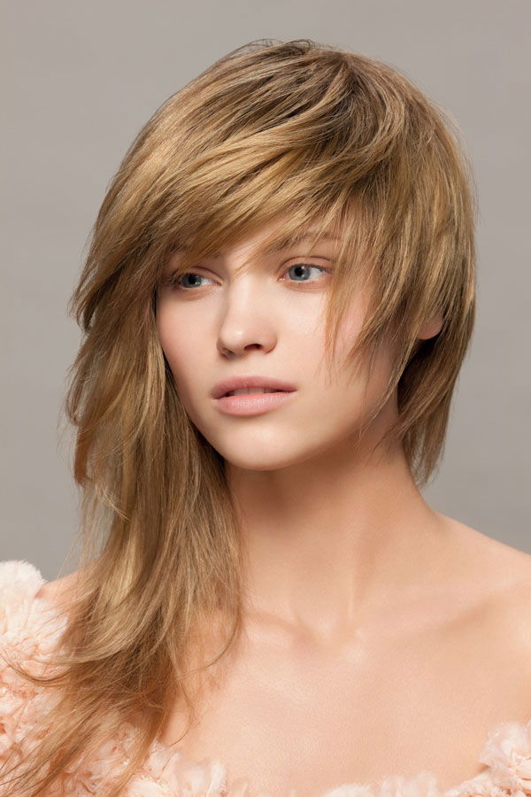 Blonde Haare dunkler tönen