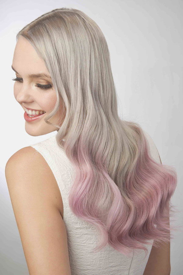 Blonde Haare im Dip-Dye-Look