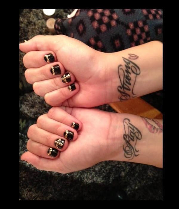 Demi Lovato „Stay strong“ Tattoo