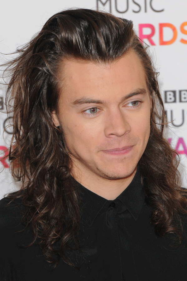 Harry Styles mit kurzen Haaren