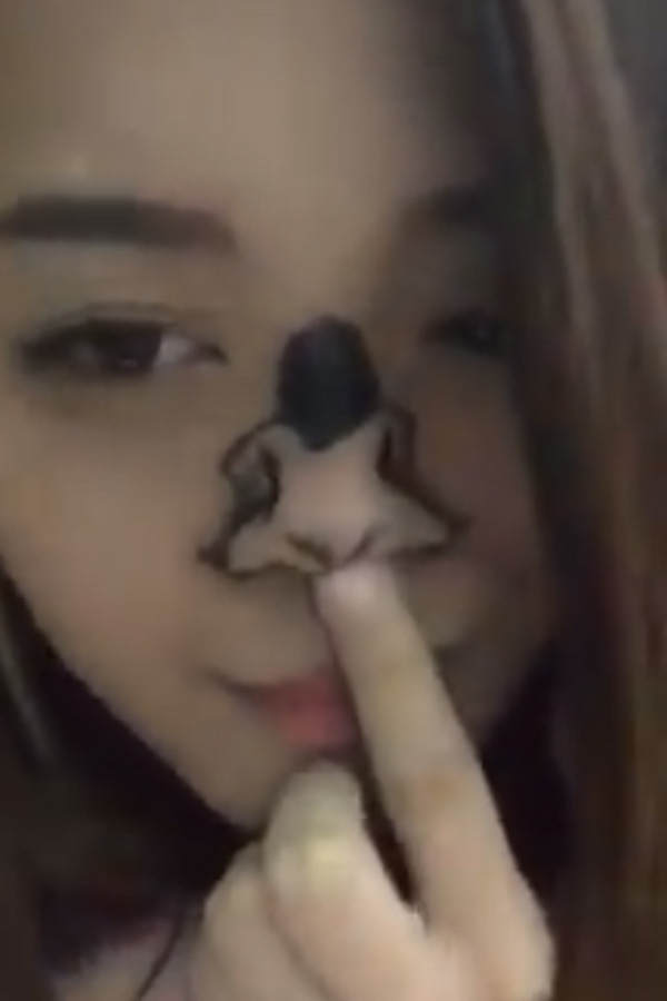 Dieses Mädchen twerkt mit der Nase