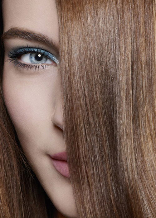Haarfarbe: Goldbraun