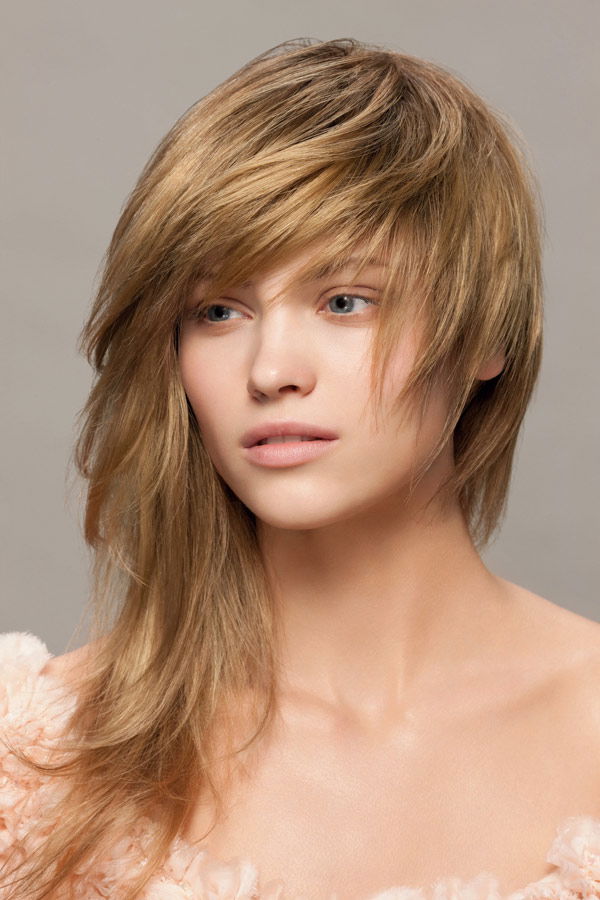 Haarschnitte für lange, dünne Haare