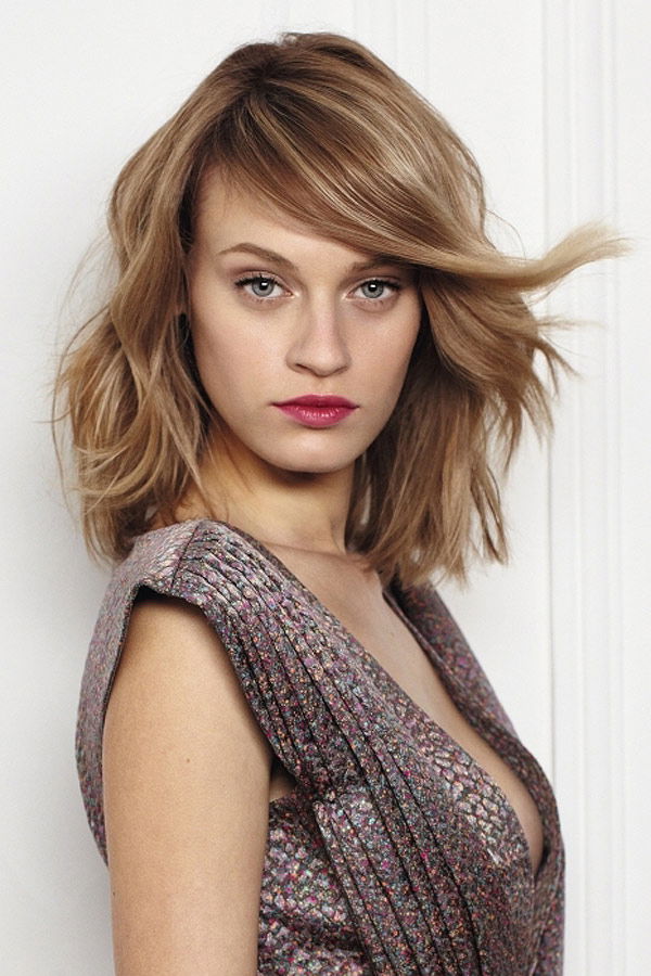 Haarschnitte für mittellange Haare