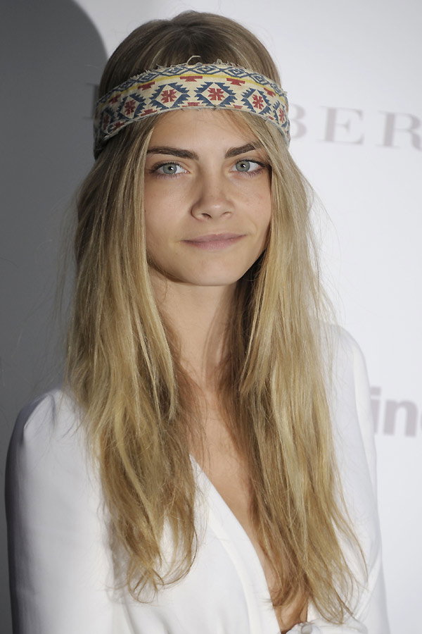 Haarbänder von Cara Delevingne