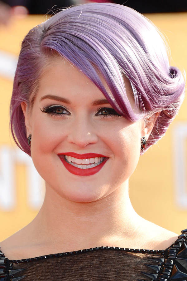 Ist Kelly Osbourne hübsch?