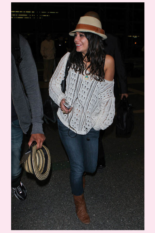 Vanessa Hudgens am Flughafen in L.A.