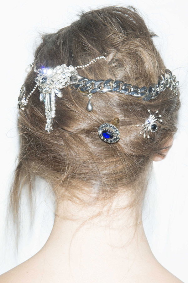 Hochsteckfrisuren mit Haarschmuck