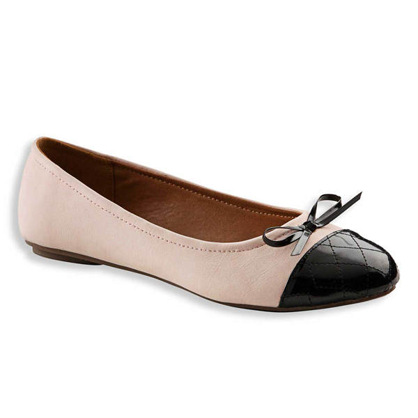 Ballerinas im Chanel-Style von C&A