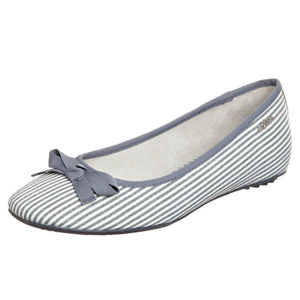 Ballerinas im Marine-Look von s. Oliver
