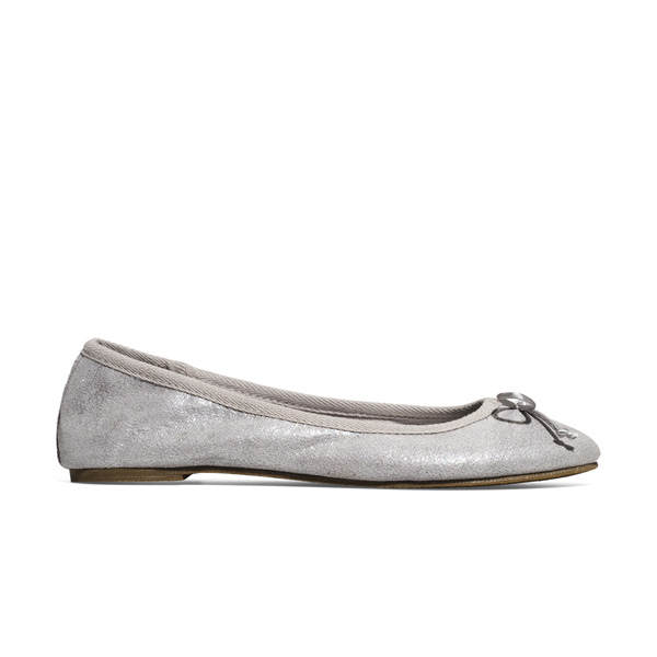Silber-farbene Ballerinas von New Yorker