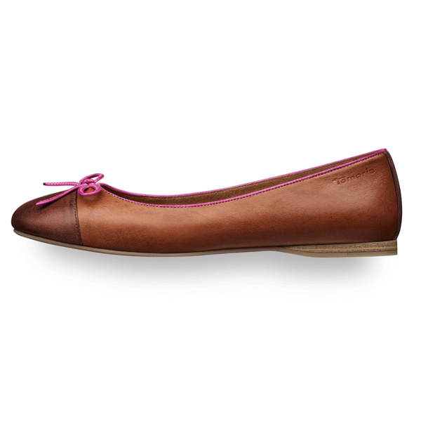 Braune Leder-Ballerinas von Tamaris