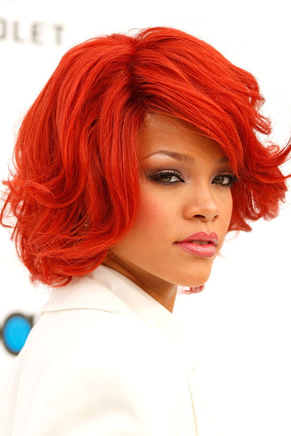 Rihanna rothaarig