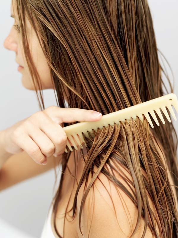 Dünne Haare von außen kräftigen