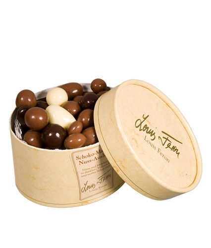 Schokonüsse mit schöner Verpackung