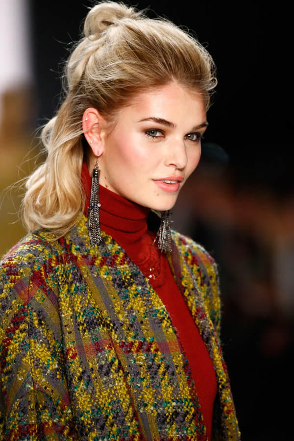 Luisa Hartema auf dem Catwalk