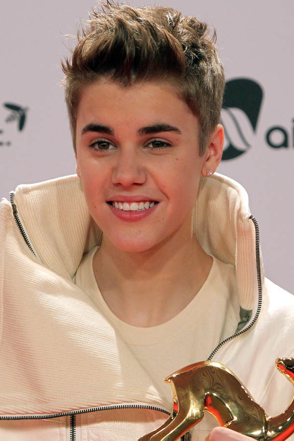 Justin Bieber mit Wuschel-Frisur - November 2011