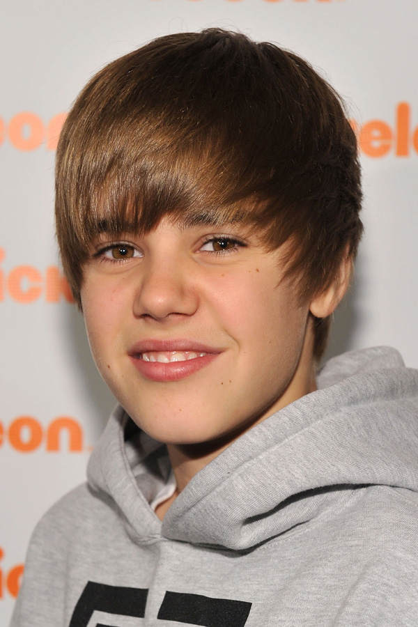 Justin Bieber mit Helm-Frisur - März 2011