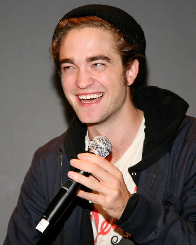 Robert Pattinson als Sänger