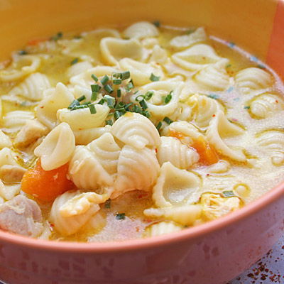 Hühnersuppe essen