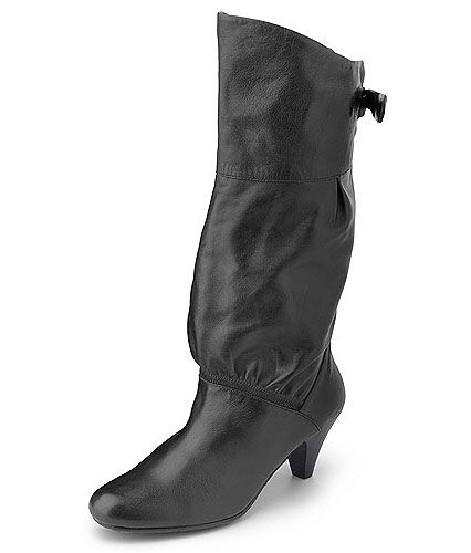 Schwarze Stiefel von Akira