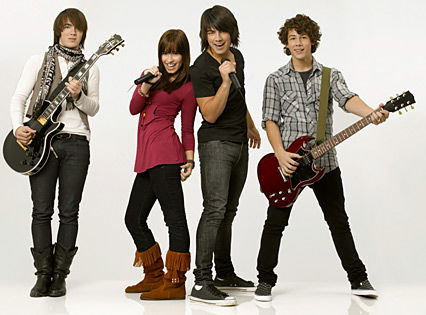Jonas Brothers & Demi Lovato