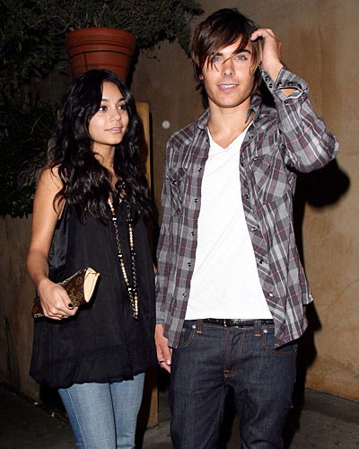 Zac und Vanessa ganz leger