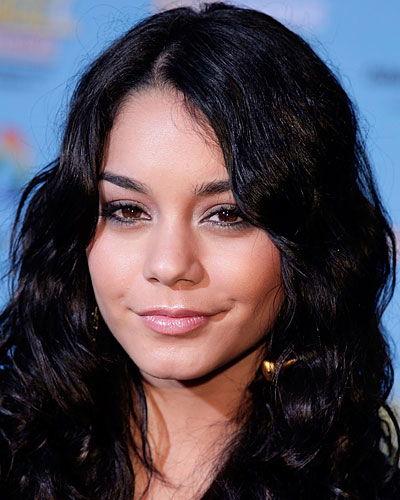 Vanessa Hudgens mit Smokey Eyes