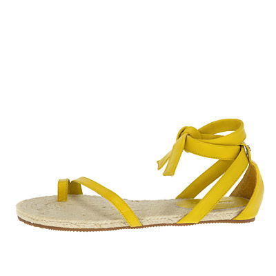 Knallgelbe Sandalen