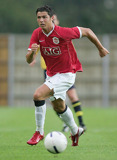 Kicker Cristiano Ronaldo