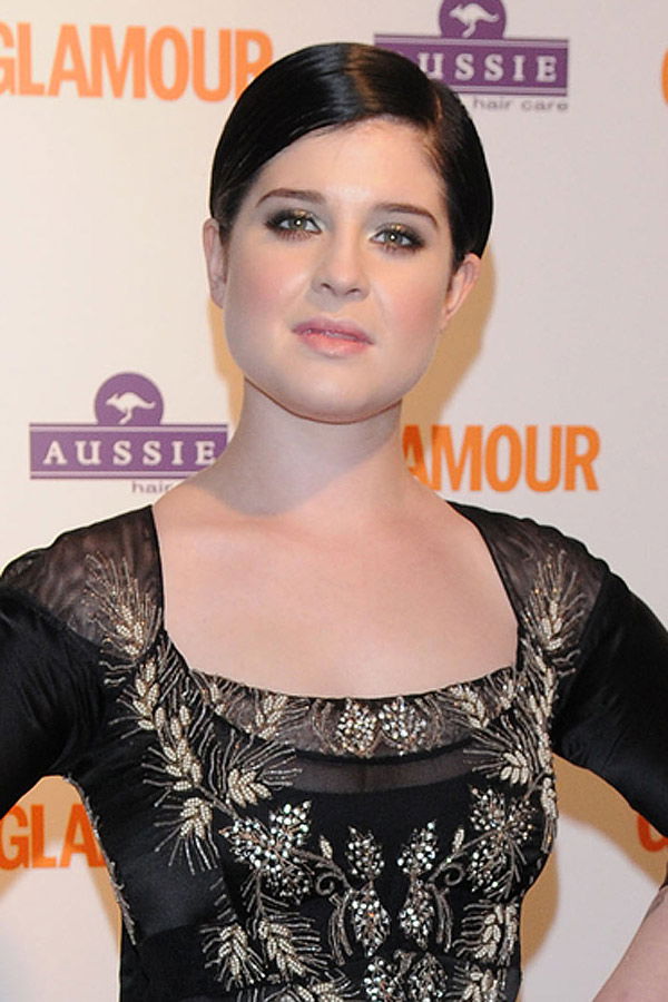 Kelly Osbourne mit kurzen Haaren