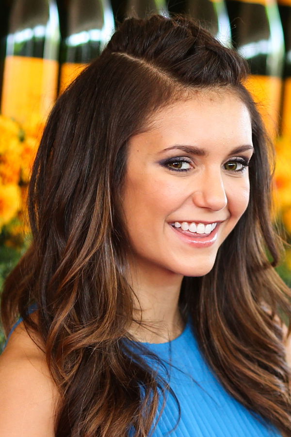 Nina Dobrev mit Einhorn-Zopf