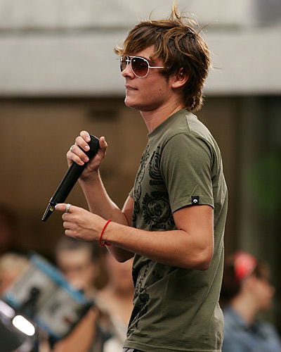 Zac Efron singt selbst
