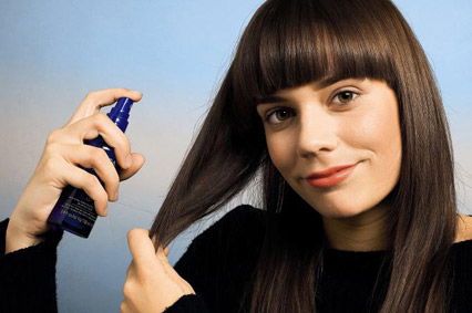 Glatte Haare & Glanzspray