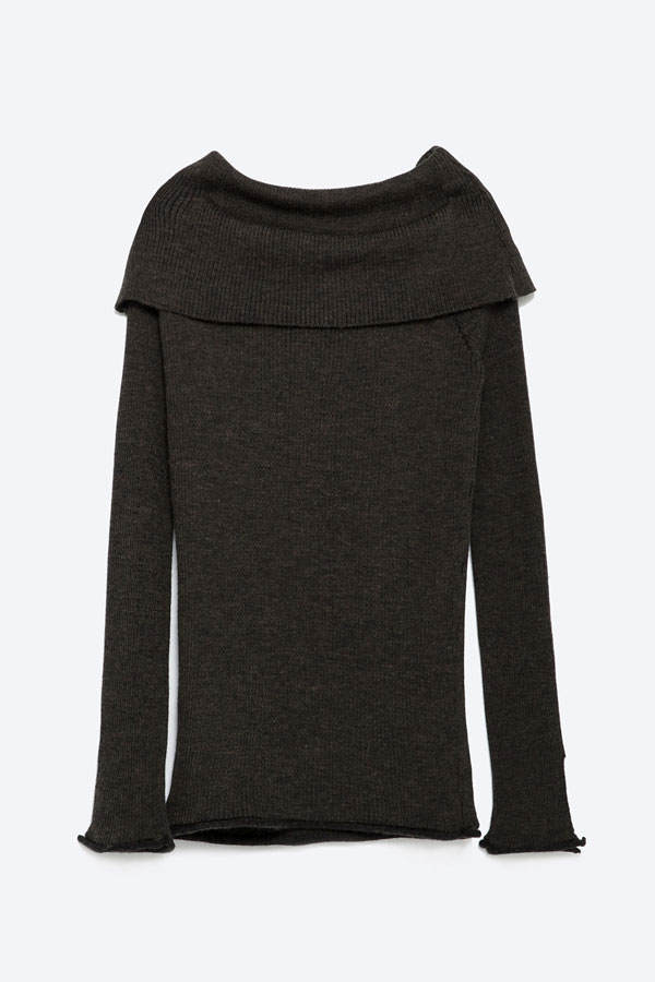 Schulterfreier Pullover von Zara